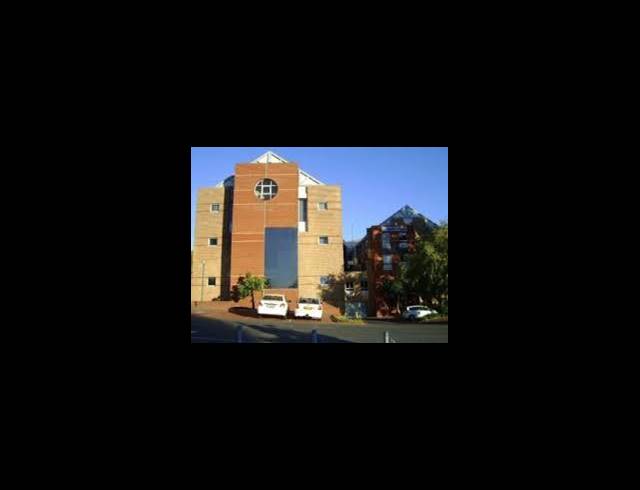159M² OFFICE TO LET IN BELLVILLE CENTRAL